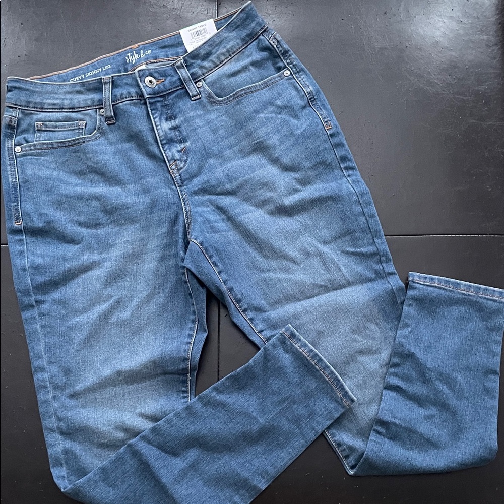 Style & Co Medium Rinse Curvy Skinny Jeans